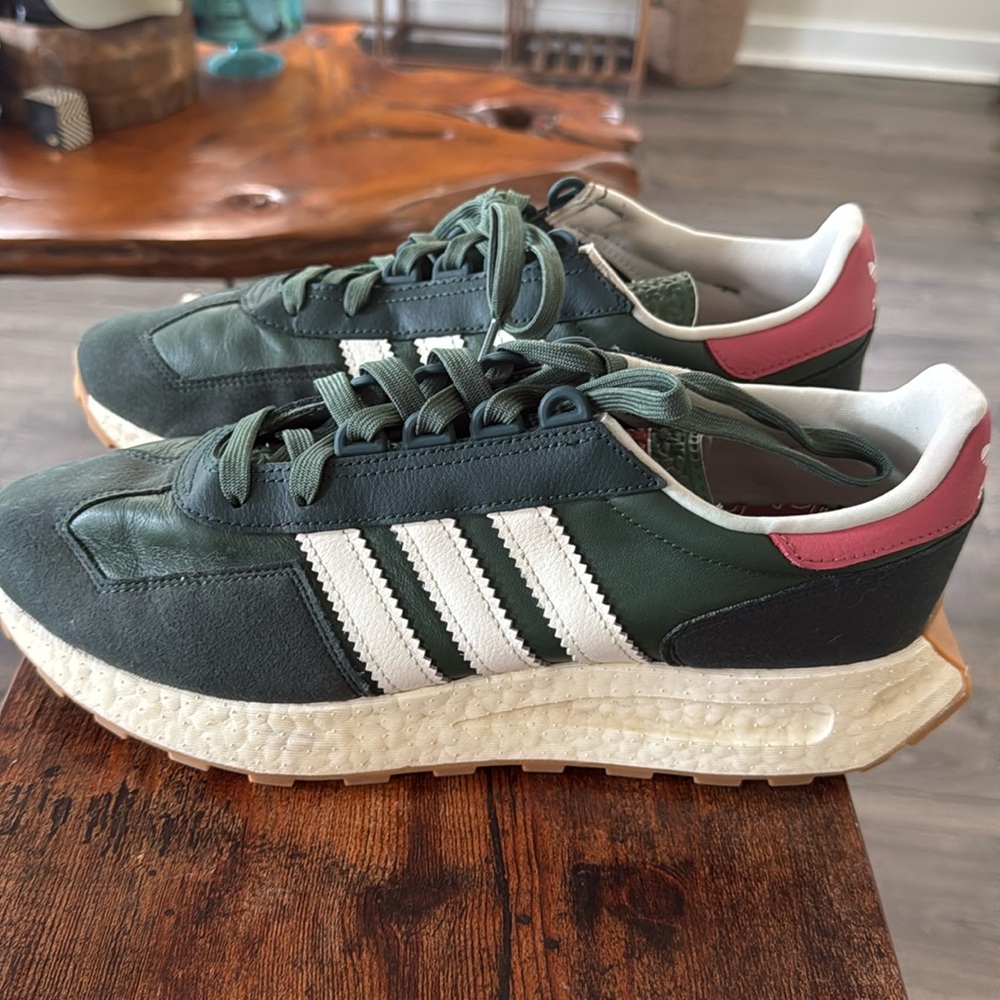 adidas Originals Retropy E5 Casual Sneakers - size 10.5